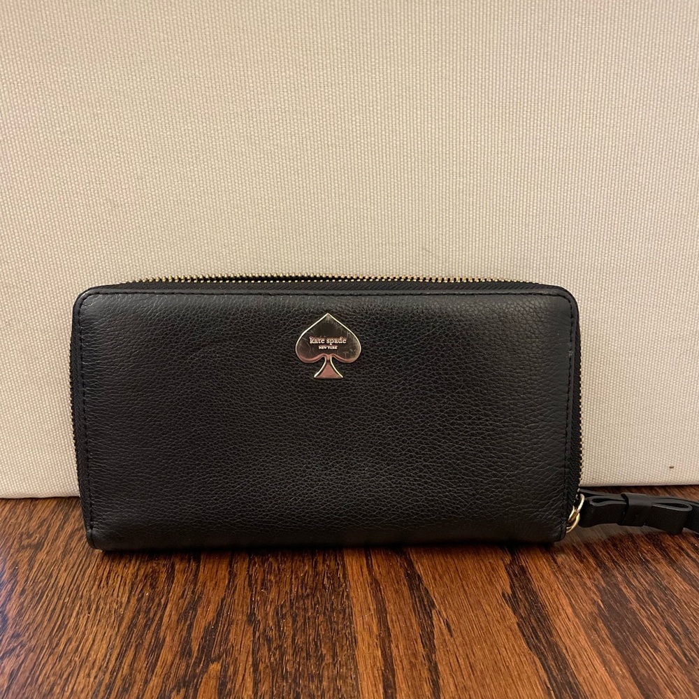 Kate Spade zip-around continental wallet